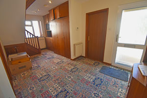 Entrance Hall- click for photo gallery